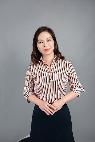 贺秋 HE QIU
